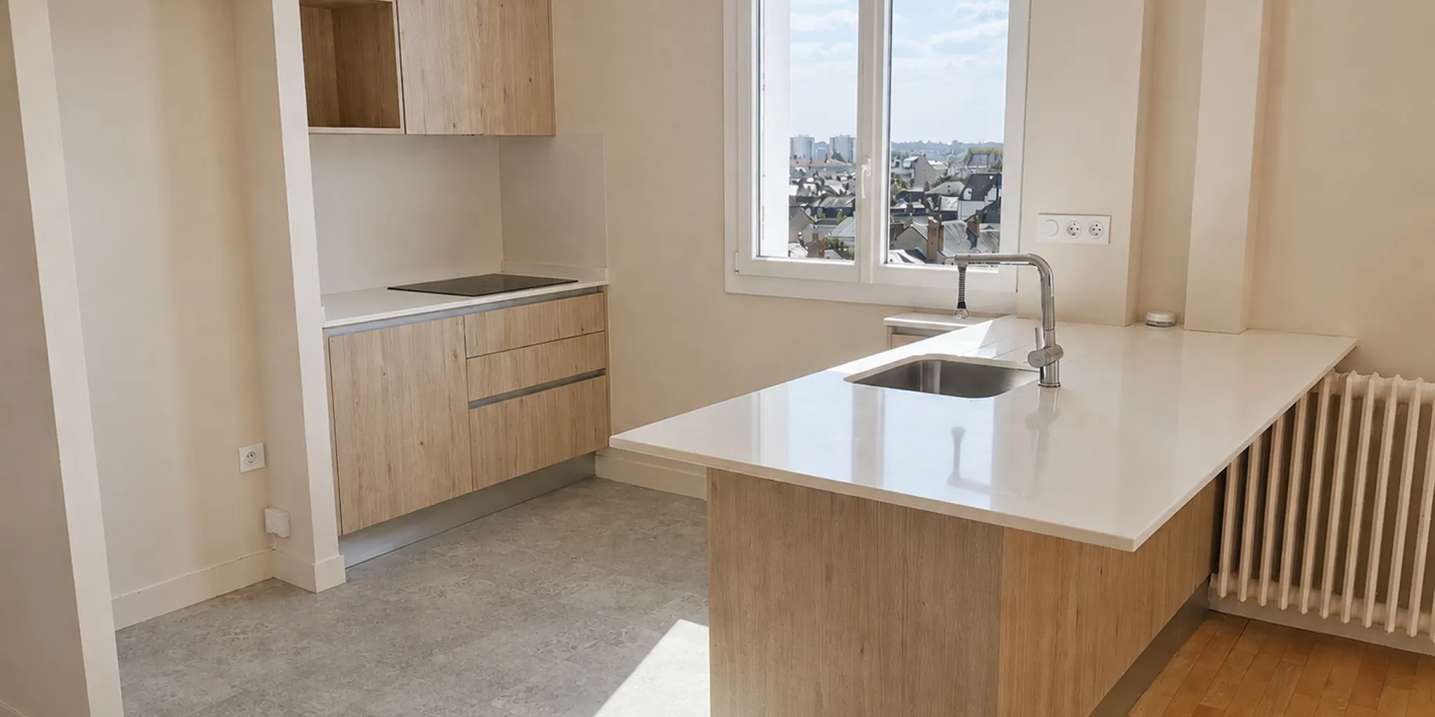 Cuisine ouverte Appartement Type 3 de 60 m2 | Tours Centre à proximité de l'Avenue de Grammont | Vente 37