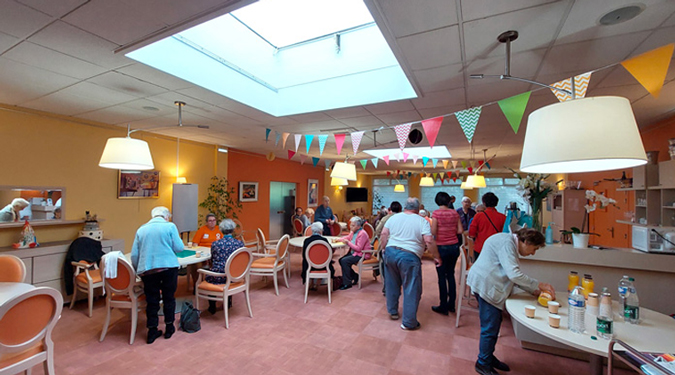 vue salle à manger résidence seniors pour investir sur Tours | Vente 37.fr • Bien proposé par GAUTARD Immobilier