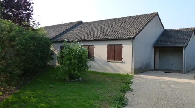 façade maison plain-pied jardin garage pour investir sur Tours Nord