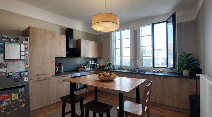 Image pièce à vivre maison spacieuse, lumineuse et modulable de 210 m2 pour investir sur saint-cyr-sur-Loire | Vente 37.fr • Bien proposé par GAUTARD Immobilier