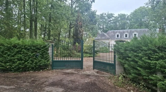 terrain viabilisé au mileiu d'un parc boisé à vendre sur chambray-lès-Tours  | Vente 37.fr • Bien proposé par GAUTARD Immobilier'