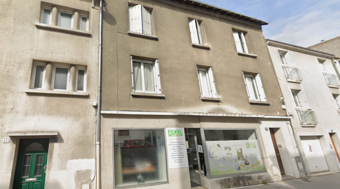 Facade Immeuble bureaux et appartements loués à acheter sur Tours