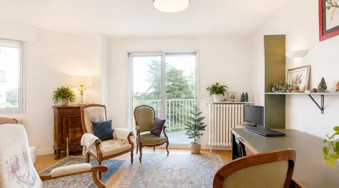 Pièce principale Studio loué à vendre dans la résidence seniors Bocage Parc | Vente 37.fr • Bien proposé par GAUTARD Immobilier