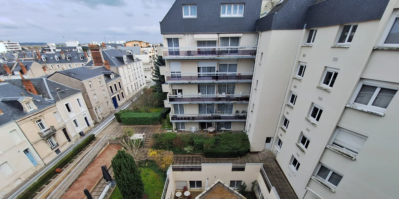 Vue environnement Appartement T2 de 60 m2 à vendre sur Tours Centre dans Résidences Services pour Seniors | Vente 37
