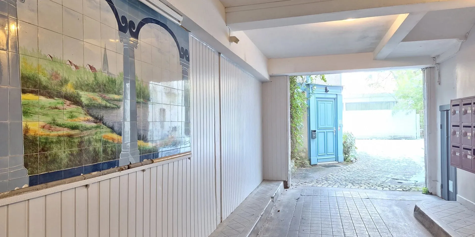 Accès extérieur Loft de 180 m2 env. avec jardin et 2 chambres à vendre sur Tours Centre, Quartier Cathédrale | Vente 37